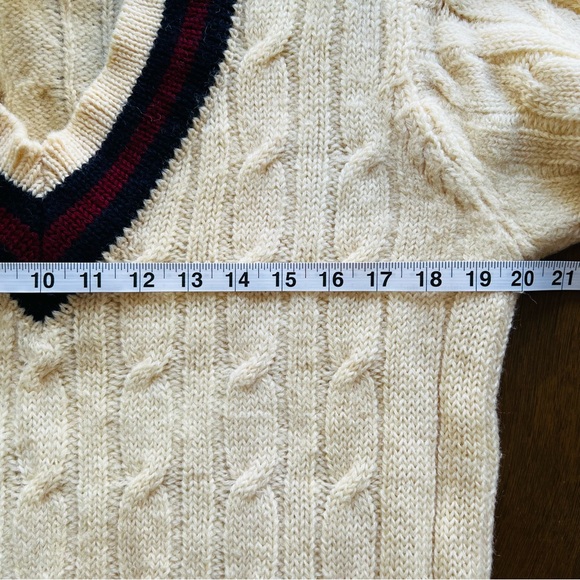 Vintage Abercrombie & Fitch Cream Wool Cable Knit Cricket Sweater Preppy Medium - Picture 5 of 15